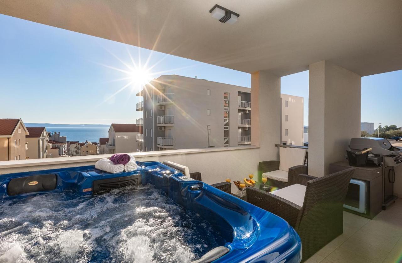 Luxury Apartman Sky With Sea View And Whirlpool Макарска Экстерьер фото
